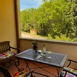 Trilocale Con Piscina Apartman