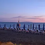 Trilocale Con Piscina