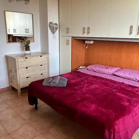 Apartment Trilocale Con Piscina