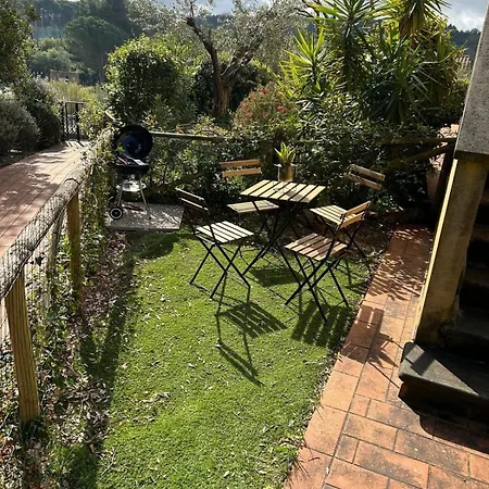 Trilocale Con Piscina Apartment