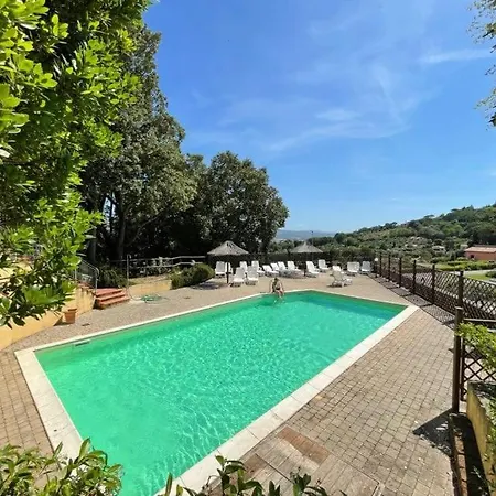 Trilocale Con Piscina * Montescudaio