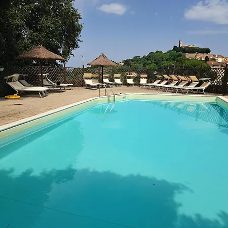 Trilocale Con Piscina *